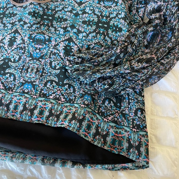 Nanette Lenore vintage silk blouse - Picture 4 of 9